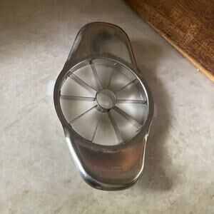 Pampered Chef apple wedger